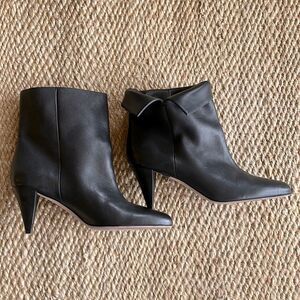 New Hugo Boss black leather fold over ankle heeled boot